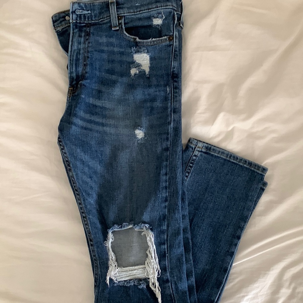 Men’s Hollister distressed jeans W34 x L32